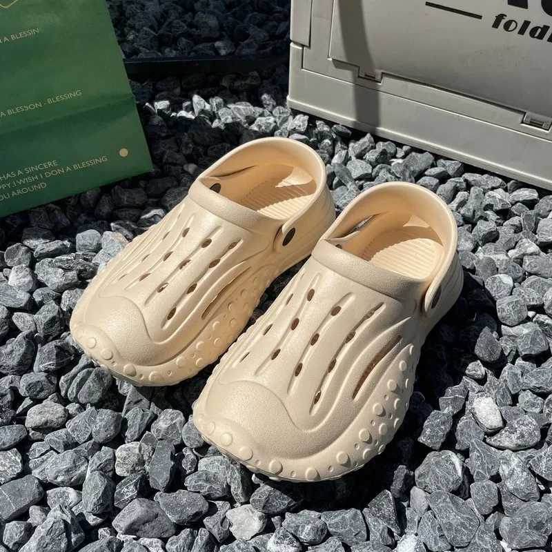 Cwarm summer mens slider unisex Eva breathable hollow hole shoes mens Fi sports shoes lightweight beach slider Y250320
