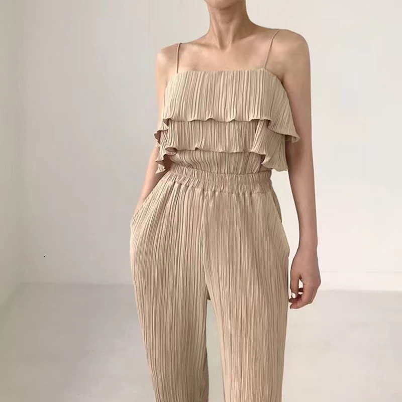 HELIAR Women Set Pleated Spaghetti Strap Tank Top and Wide Leg Pants 2 Piece Sets Vacation Beach Suits Summer Women Outfits 250320