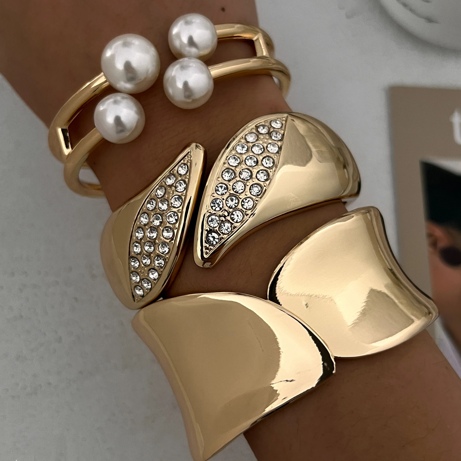 Ingemark 6 Styles Vintage Hip Hop Pearl Beads Open Cuff Bangles Women Punk Gold Color Rhinestone Bracelet Men Jewelry 250320
