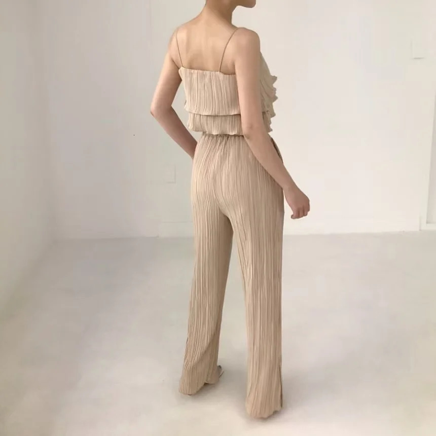 HELIAR Women Set Pleated Spaghetti Strap Tank Top and Wide Leg Pants 2 Piece Sets Vacation Beach Suits Summer Women Outfits 250320