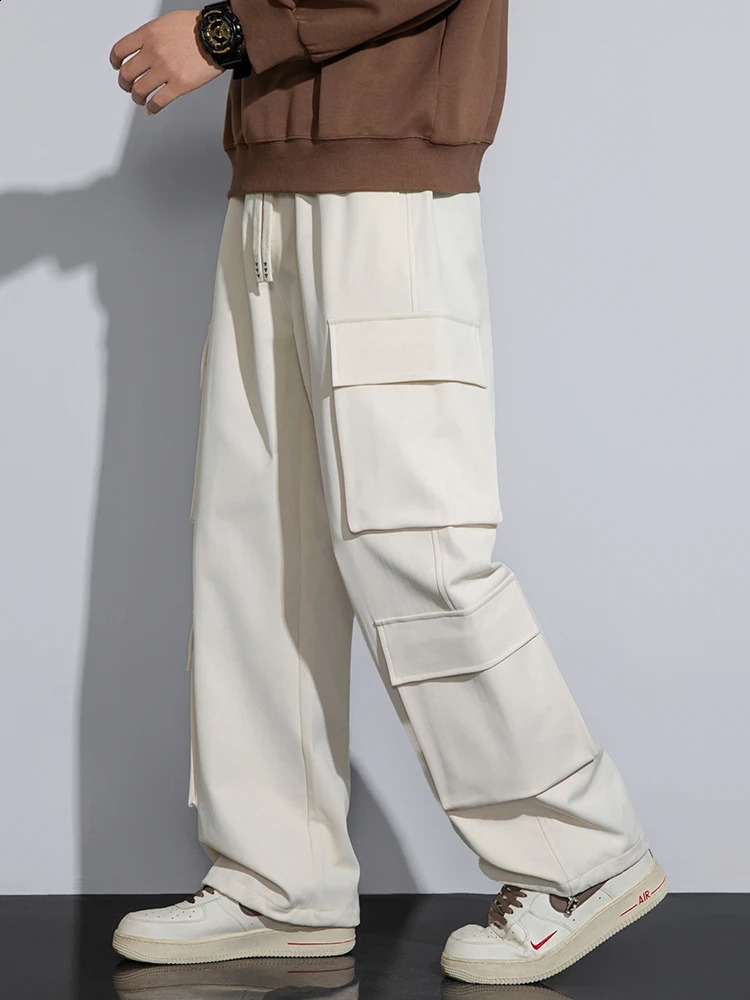 Mens Wide Leg Cargo Pants Spring Summer High Street Fashion MultiPocket Casual Big Size Loose Fit Straight Trousers 250317