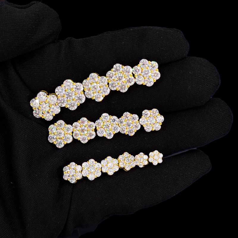 TUHE Unisex Test Passed Round Ice out Moissanite Earring Classic Silver 925 Fashion Earrings Engagement Gift