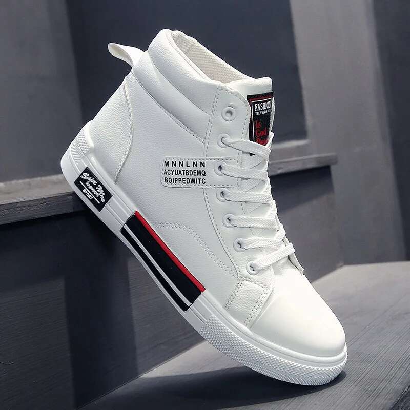 2025 New Breathable Soft soled Men's Casual Sports Shoes by Korean Designer Fashion Student Slow Running Youth Board Shoes