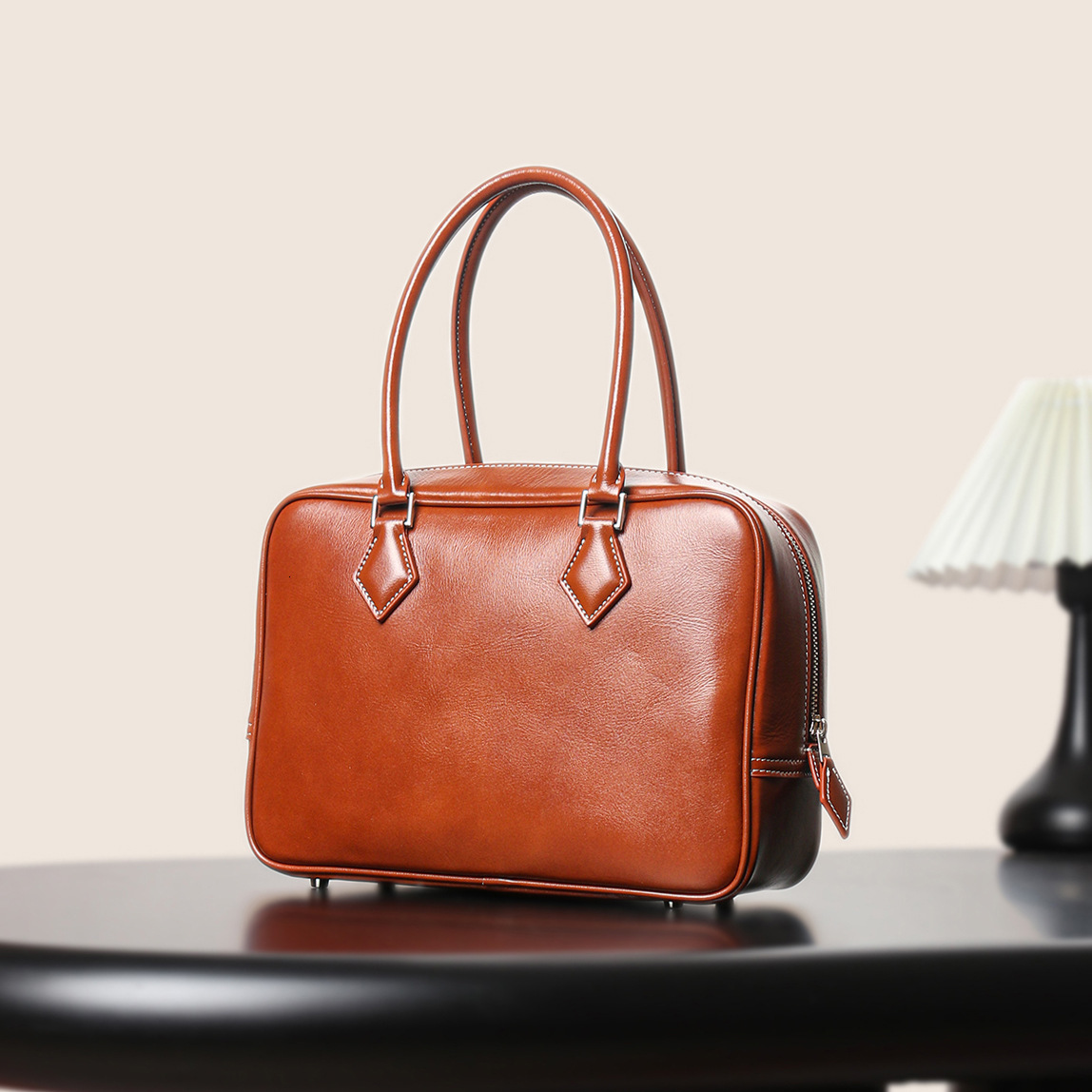 New Genuine Women S Top Layer Cowhide Bowling Ball Swift Leather Hand Held Small Square Bag Feather Bag Shoulder Bags