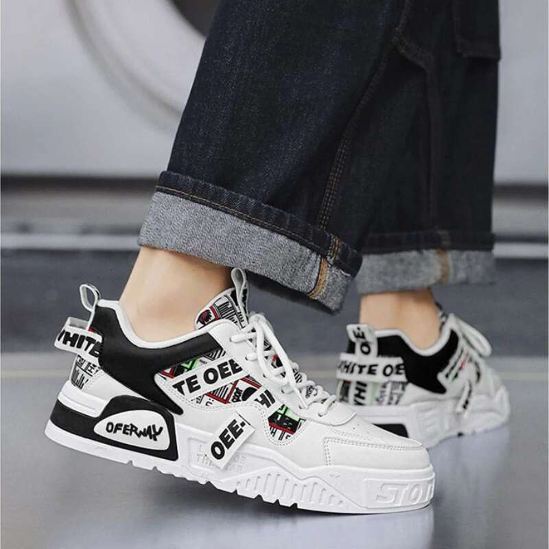 2025 new men's white shoes designer fashion thick soled sports shoes men's multifunctional board shoes casual comfortable sports shoes