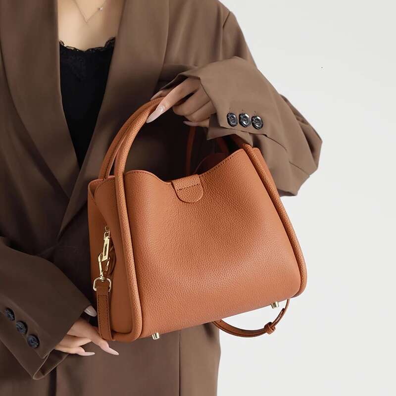 Women's Natural Cow Real Leather Shoulder Ladies Retro Fashion Crossbody Bag Female Cowhide Commuter Handbag For Lady