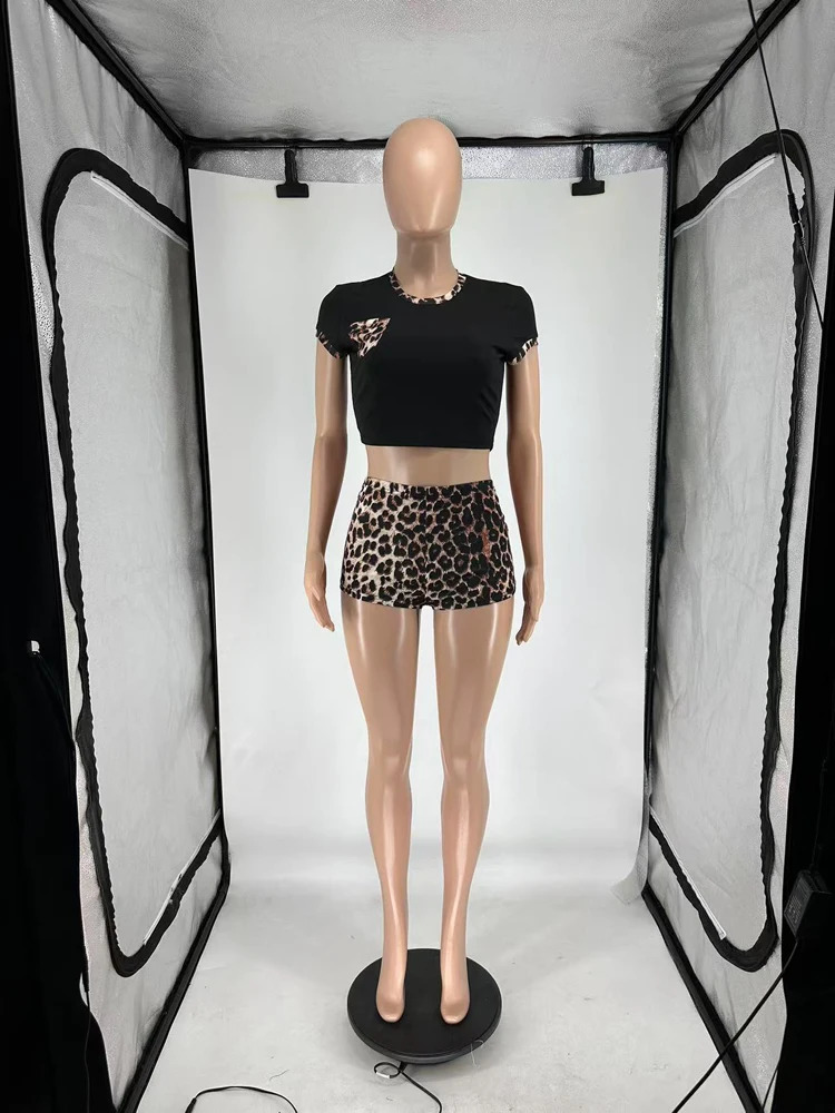 2025 Summer Women 2 Piece Outfits Leopard Print Round Neck Pocket Crop Tops and Mini Shorts Set Girl Casual Sexy Suit 250319