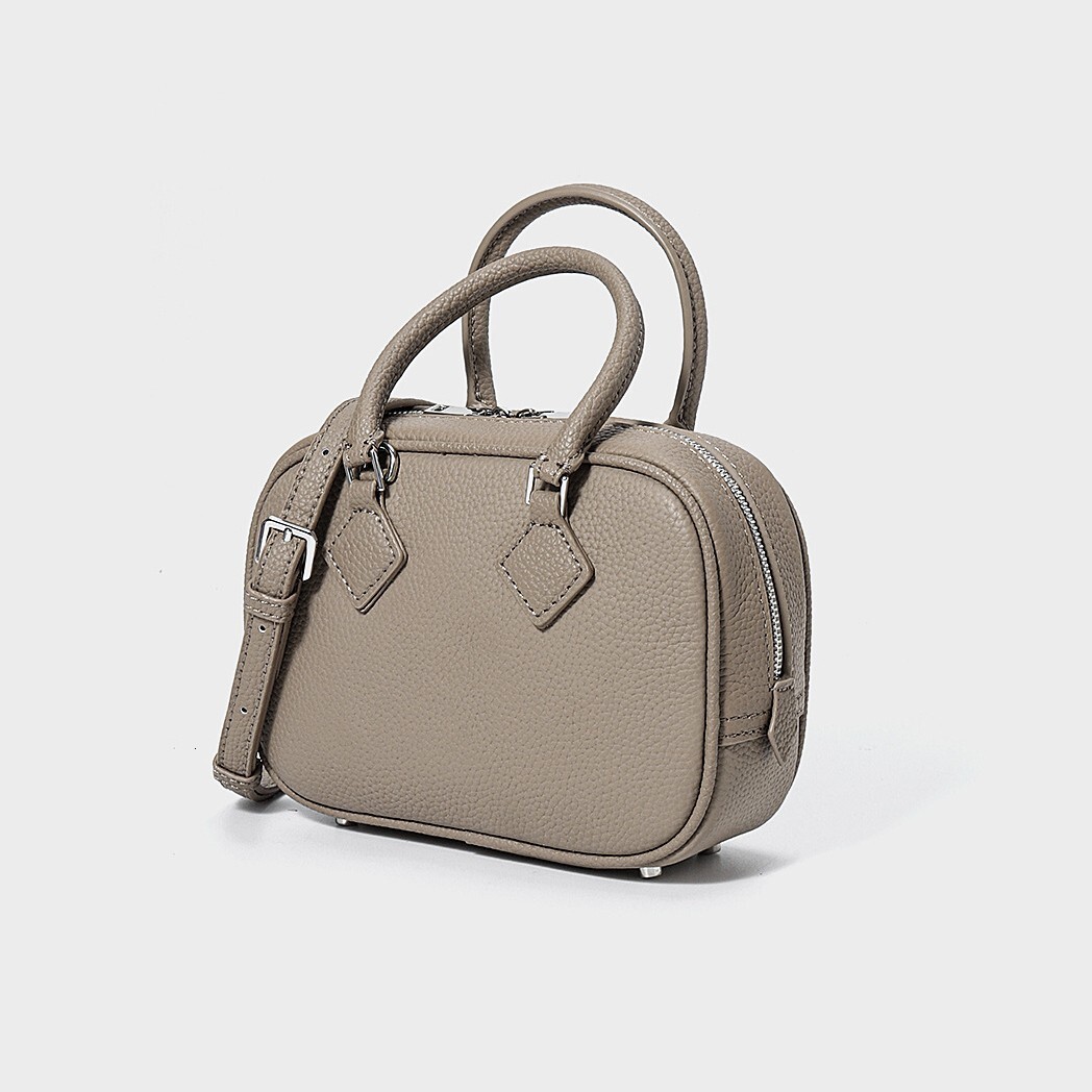 Bowling Pillow Versatile For Commuting Vintage Feather Single Shoulder Crossbody Small Square Bag Hand Held Leather Women S Bag Shoulder Bags