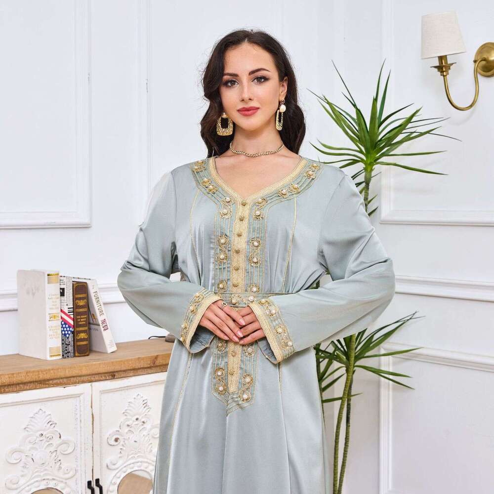 Mt047 Muslim Robe Women's Fashion Style Embroidered Diamond Set Dress Dubai Abaya