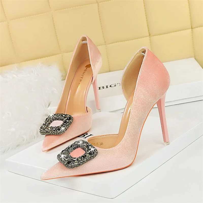Wen Super High Veet Pump Shallow Mouth Upper Hollow Heart Rhine Crystal Buckle Purple Shoes Y250319