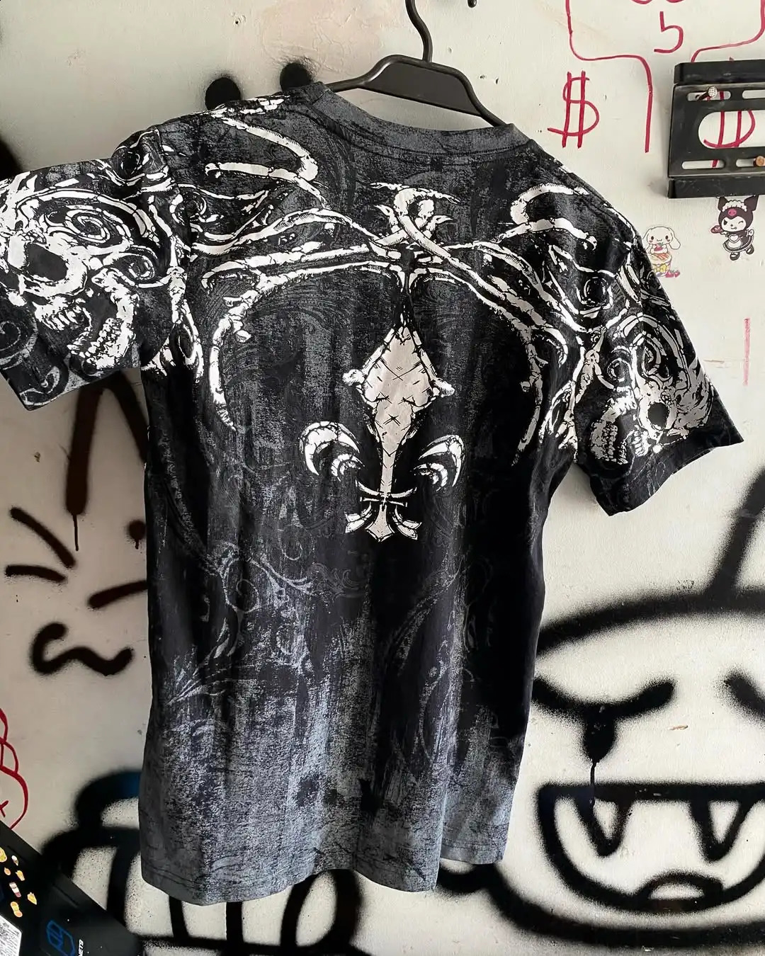 Gothic Skull Print Loose Shortsleeved Tshirt Fashionable Street Fashion Printed Harajuku Y2kT Shirt 250312