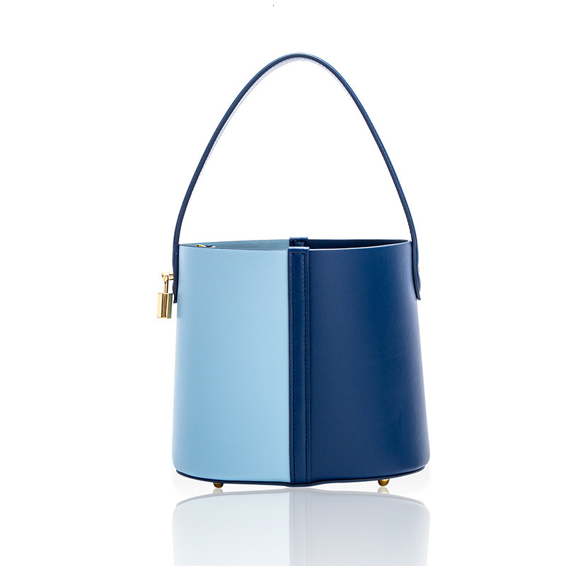 2025 Spring New Fashionable Simple Double Color Casual Niche Design Versatile Women's Bucket Bag Handbag
