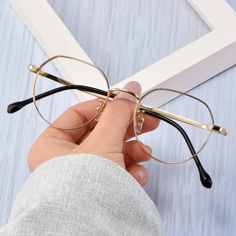 YIMARUILI Trend Polygonal Retro Pure Glasses Frame for Men Personalized Optical Prescription Glasses Frame for Women T3519 250228