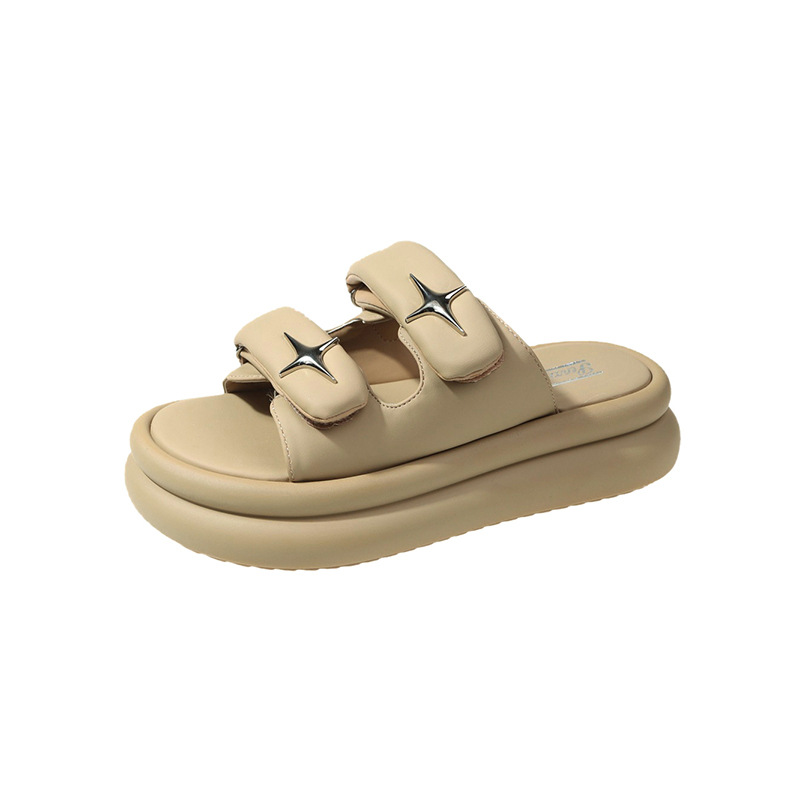 Thick soled Designer Slippers free Shipping Velcro sandals External penetration casual one-piece slippers hot versatile beach shoes
