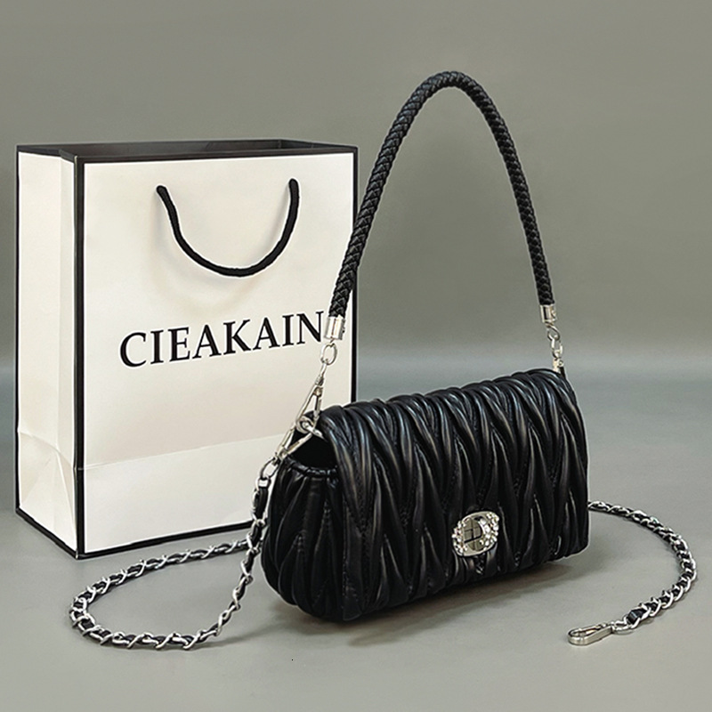 Niche New Autumn Women's Fashion Diamond Square Single Shoulder Diagonal Cross Chain Small Bag