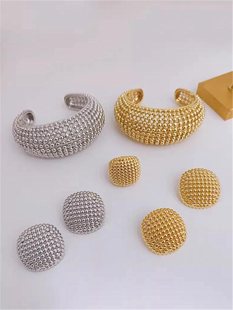 cuff bracelet hollow ball metal bracelet fashion women simple gold jewelry couple set gift bracelet 250320
