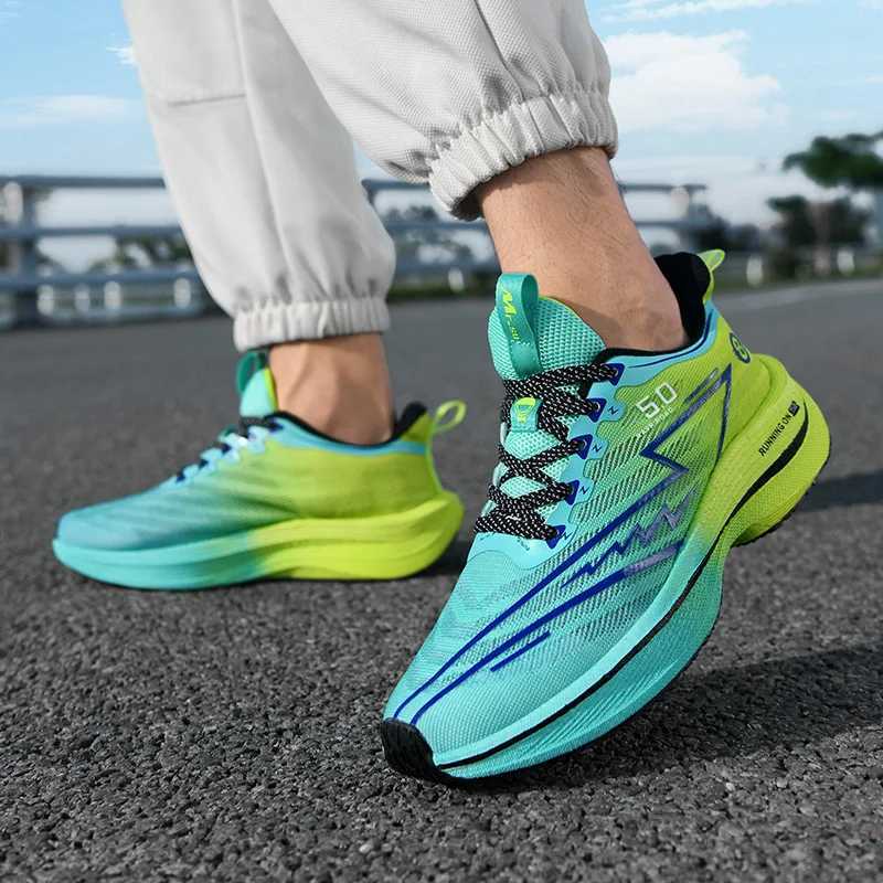New Mens Sneakers Racing Carbon Plate Sports Running Shoes Light Anti-Slip Professional Track Field Training Shoes Tennis Shoes Y250320