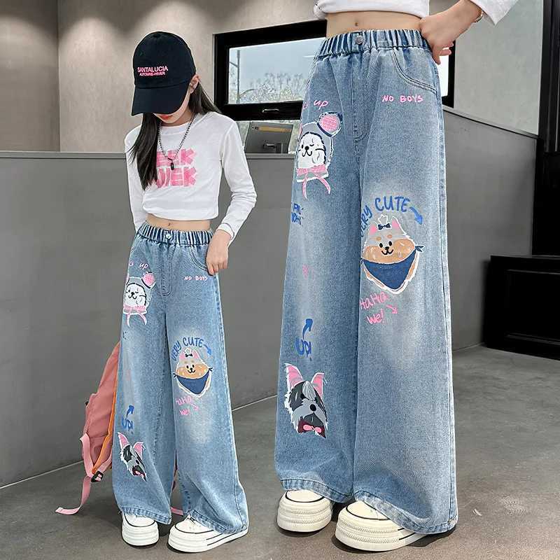 2024 Cartoon Fashion Pattern Jeans Suitable for Girls Loose Straight Jeans Cute Printed Children Spring and Autumn Korean Style Long TrouserT250326