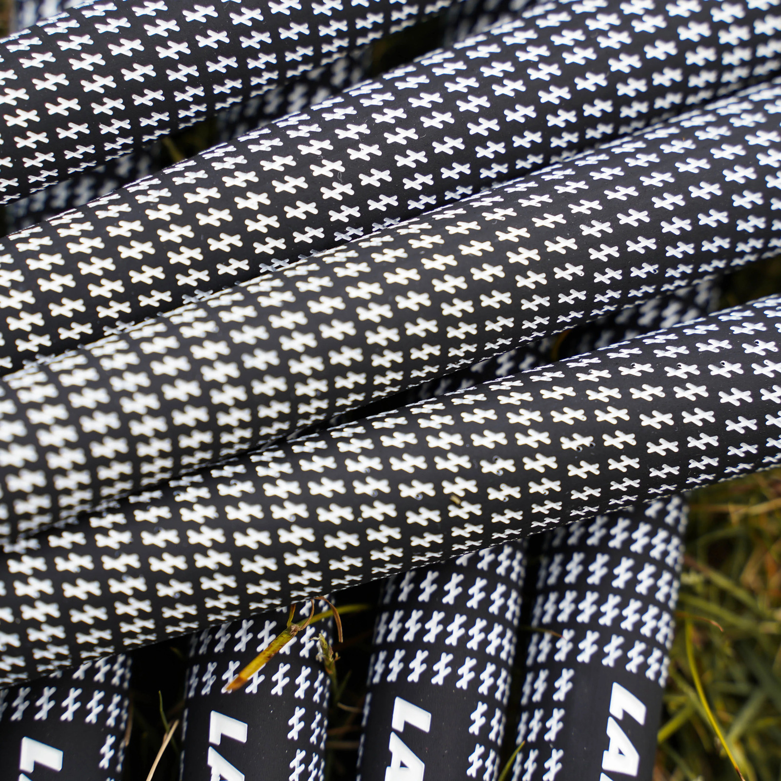 10 pieces of 360 cross line golf grip standard/medium-sized club grip used to enhance performance 250320