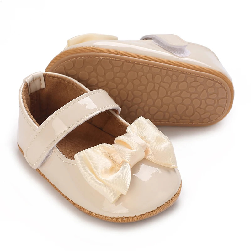 Baby Shoes Autumn Comfortable And Cute Bow Princess Style Girl Baby Walking Shoes 250319