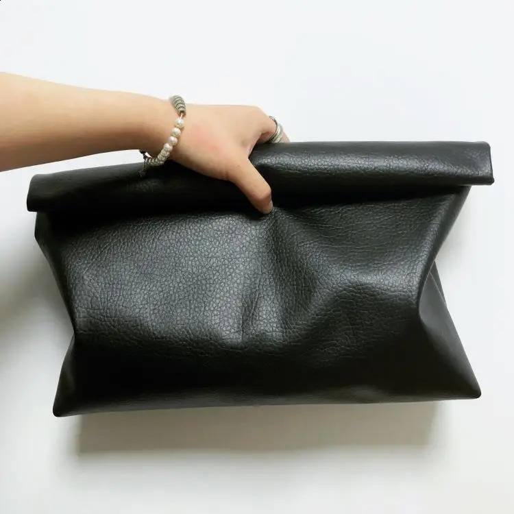 Solid color womens clutch bag soft PU leather evening trend party girl envelope large capacity black 250317