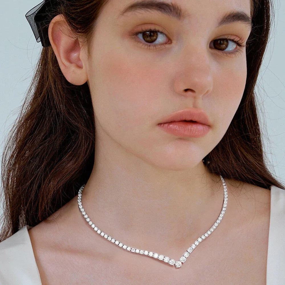 FEOBUR V-Style Moissanite Tennis Necklace for Women 5-3mm Gradient Diamond Choker Chain S925 Sterling Silver Wedding Jewelry GRA
