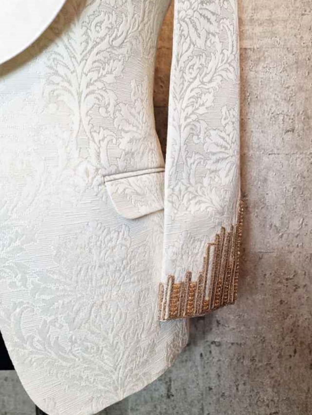 Stylish Wedding Tuxedos Beaded Jacquard Men Suit Shawl Lapel 1 Piece Set Jacket Party Evening Groom Business Blazers Customized