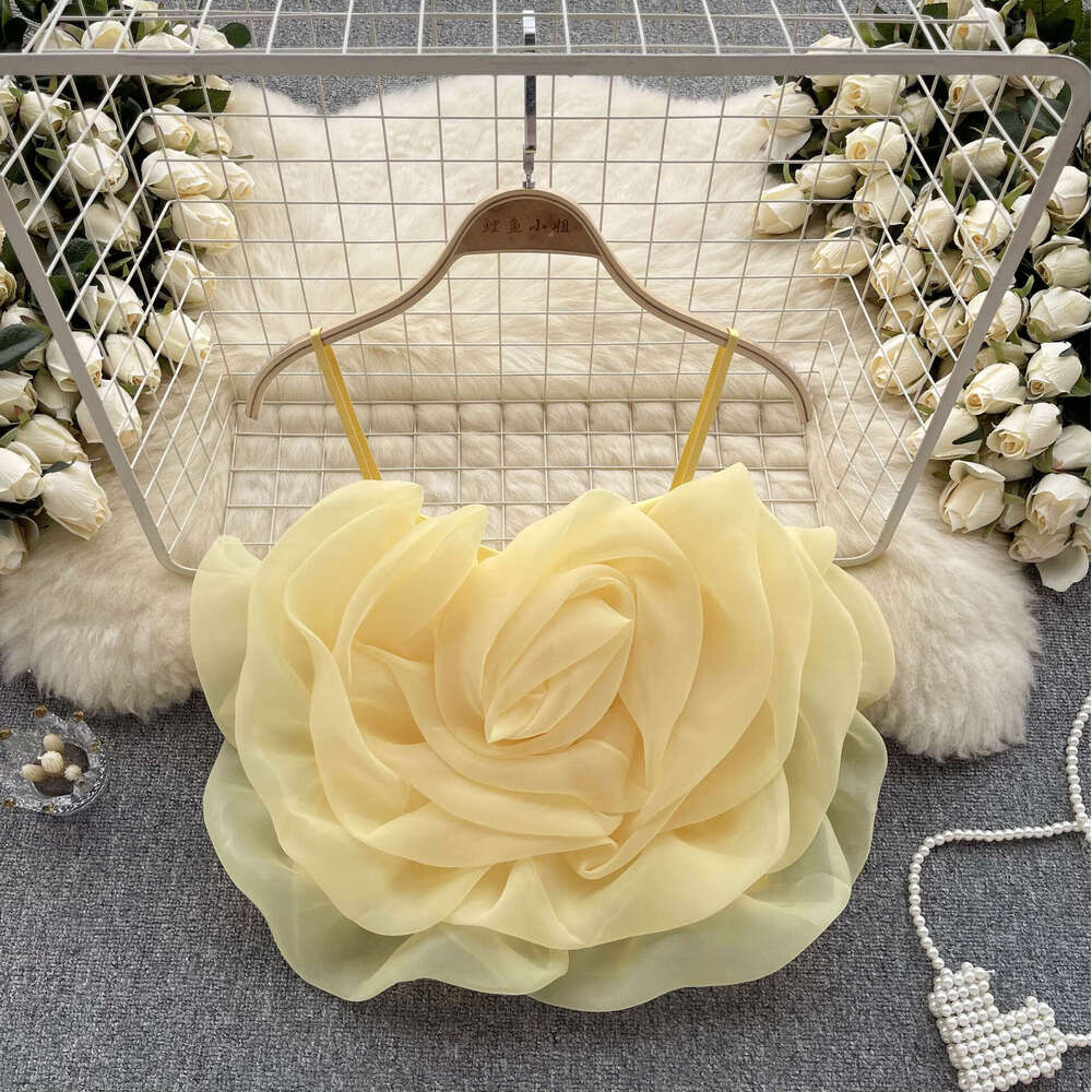 Graphic Tee Designer Clothing Women Womens Designer Clothing Vacation Style Organza Three-dimensional Flower Tank Summer New Stylish and Versatile Sho