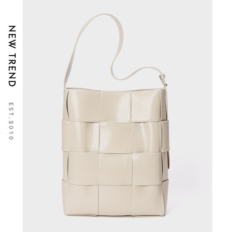 Genuine Leather Women S Designer Style Vegetable Basket Armpit Large Capacity Crossbody Tote Woven Shoulder Bag Shoulder Bags