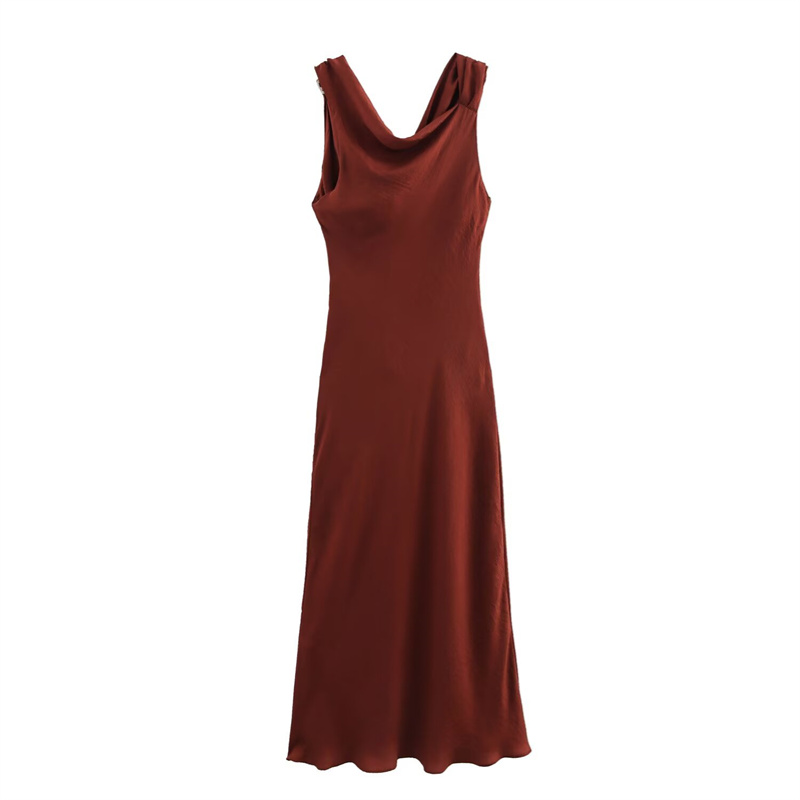 2025 Spring/Summer New Women's Clothing Style Slimming Gold Inlay Pendant Collar Midi Dress Solid Color Backless Decoration