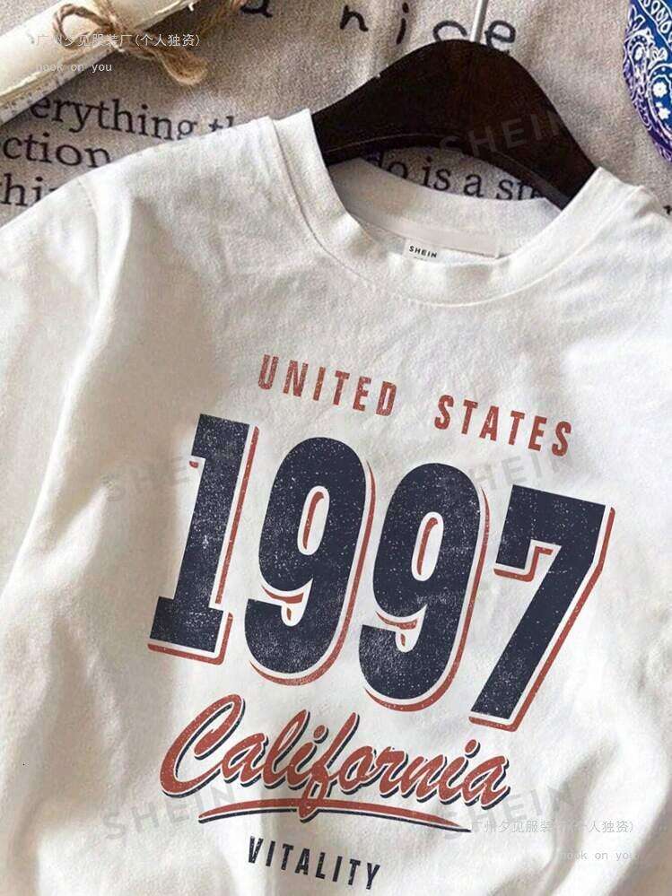 Designer T Shirts 2025 summer fashion shirts Tees Tshirt Casual College Style White Round Neck Short Sle blouses women women cotton blouse woman cloth