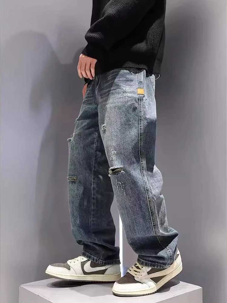 Mens Baggy Ripped Jeans Fashion Hip Hop Hole Streetwear Distressed Washed Trousers Straight Loose American Denim PantsT250319