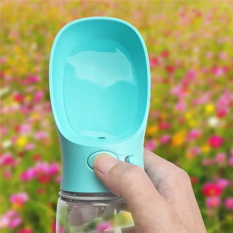 350/550ML portable pet dog water bottle suitable for small dogs travel dogs puppies cats beverage bowls bulldog water dispensers Y250319