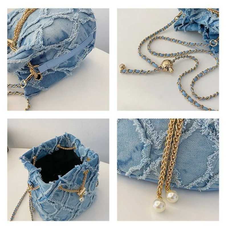 Womens denim bucket womens handbag denim canvas bag underarm bag Metal chain designer large capacity cross body new shoulder messenger bag underarm ba
