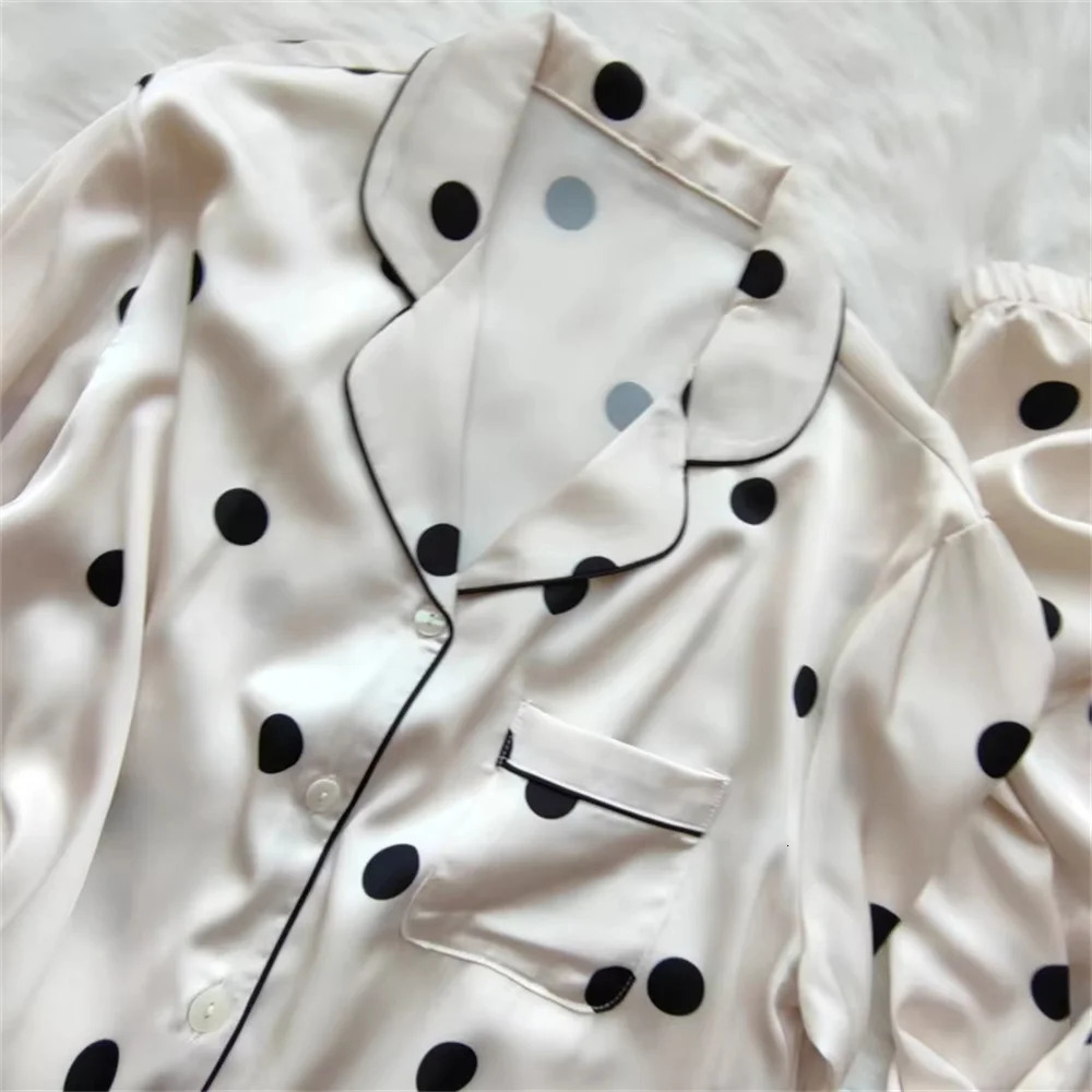 Ladies Long Sleeve Loose Pajama Ice Home Wear Pants Lapel Cardigan Silk Autumn And Winter Polka Dot Pajama Set 250320