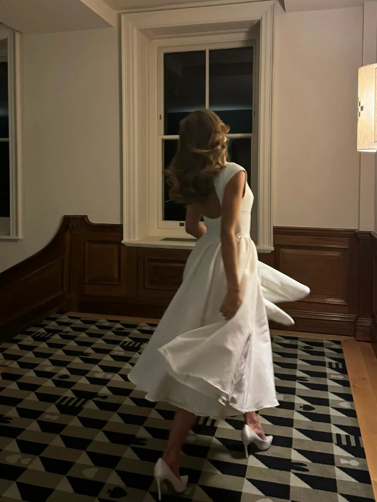 Elegant White Pleated A-line Big Hem Party Dress Women Fashion Slash Neck Slim Backless Vestidos Female Club Robes Summer 250319