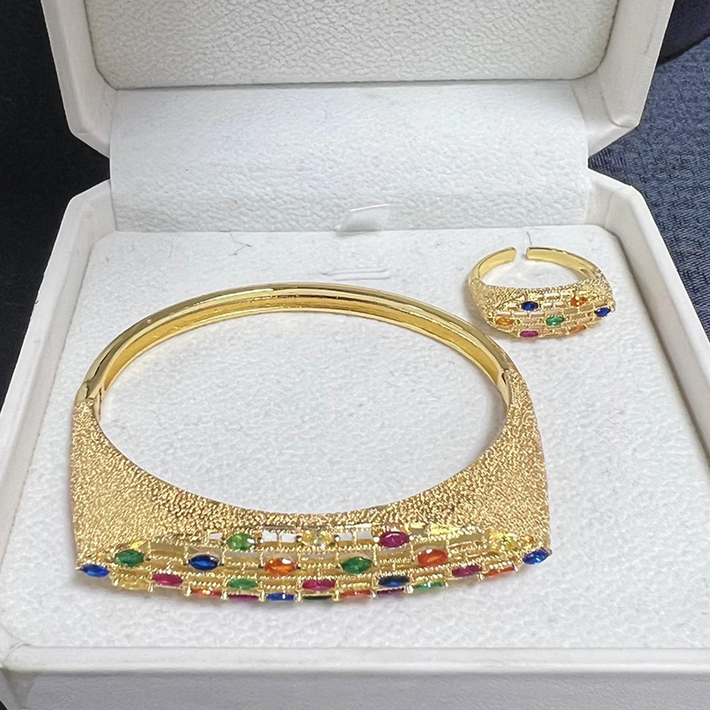 Dubai Gold Color Jewelry Set Colored Stone n Hand Bracelet Weddings Bride Hand Bracelet with Finger Ring 2Pcs Set Brazilian 250320