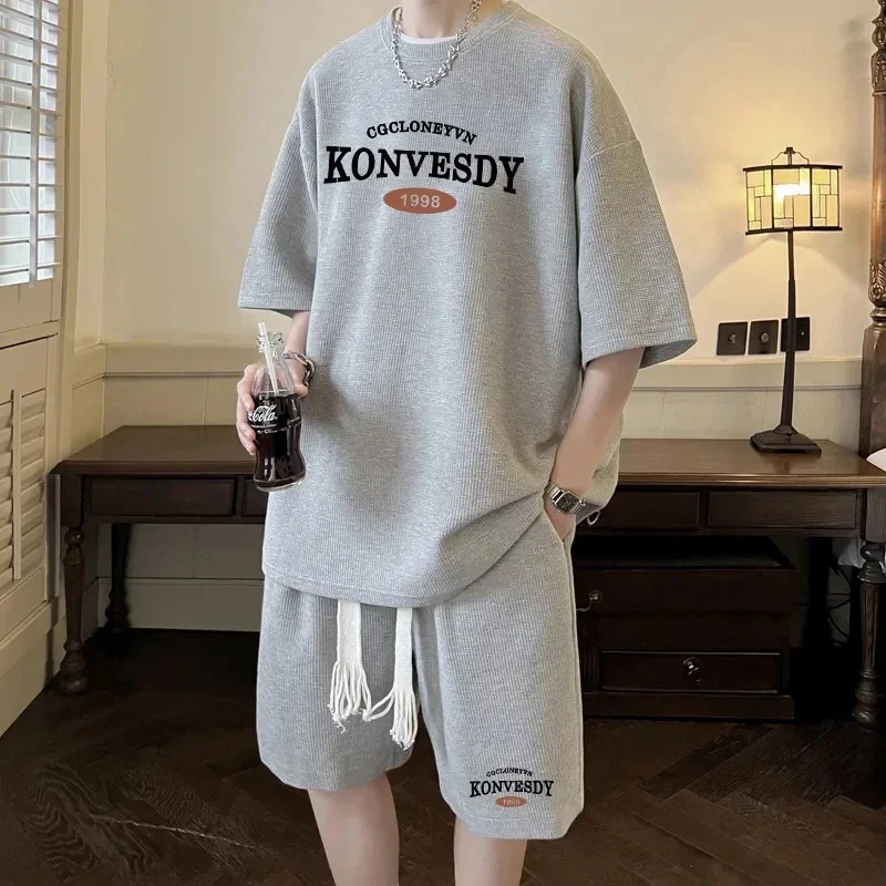 Korean fashion waffle mens summer short sleeved top sportswear tracking suit 2piece printing set 250317