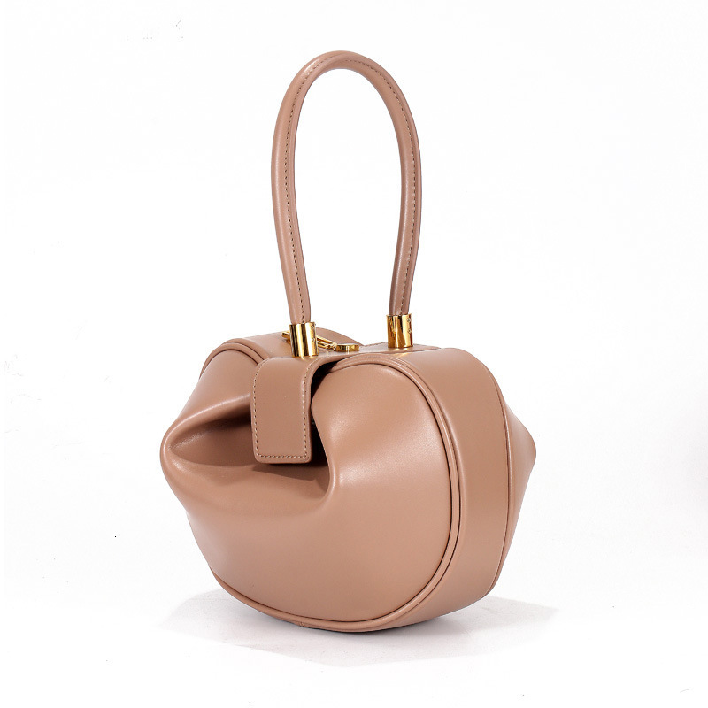 New Female Handbag With Niche Design Large Capacity High End Feel Genuine Leather Handbag One Shoulder Armpit Bag Spring And Summer Women S Bag Should