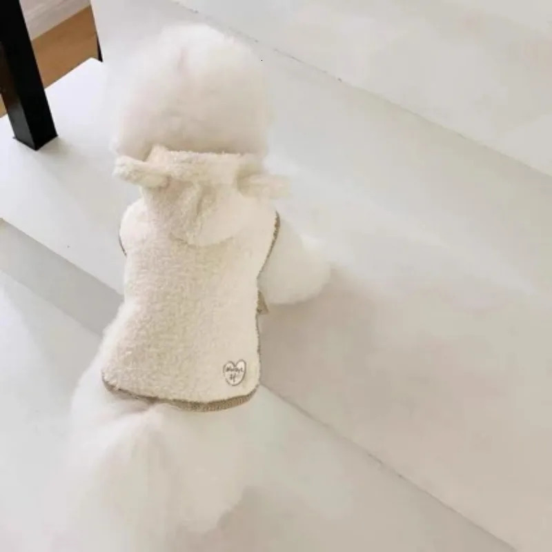 Cute Ins Warm Winter Pet Clothes Dog Cloak Shawl Mediumsized Dogs Coat Puppy Jackets Vest Teddy Thickened Cat 250318