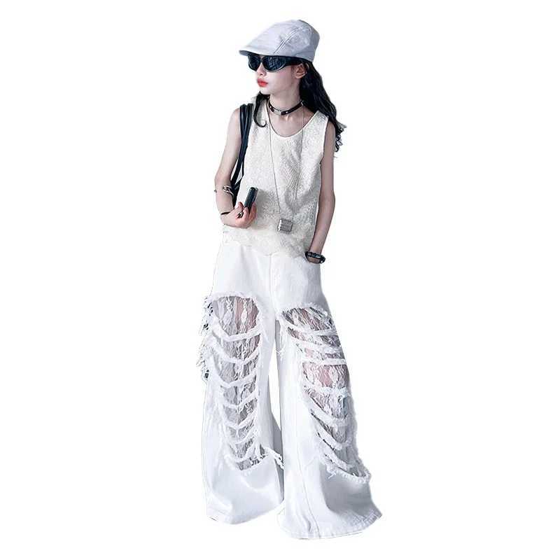 Childrens Fashion Street Style Y2K Clothing Set Girls Summer T-shirt and Pants Street Clothing Childrens Cool Clothing SetT250326