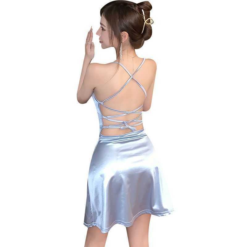 Sexy backless camisole dress, women's autumn new style, temperament, waist cinching A-line short skirt 250315