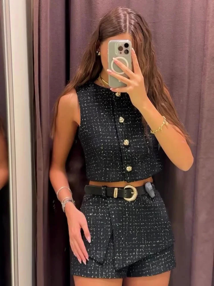 Elegant tweed shorts set womens ultra-thin single chest O-neck vest high waisted shorts with belt fashionable womens clothing for spring 250318