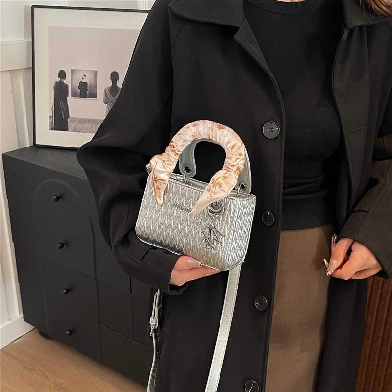 Handbag designer classic leather womens shoulder bag cross body messenger bag luxurious elegant fashion Y250319