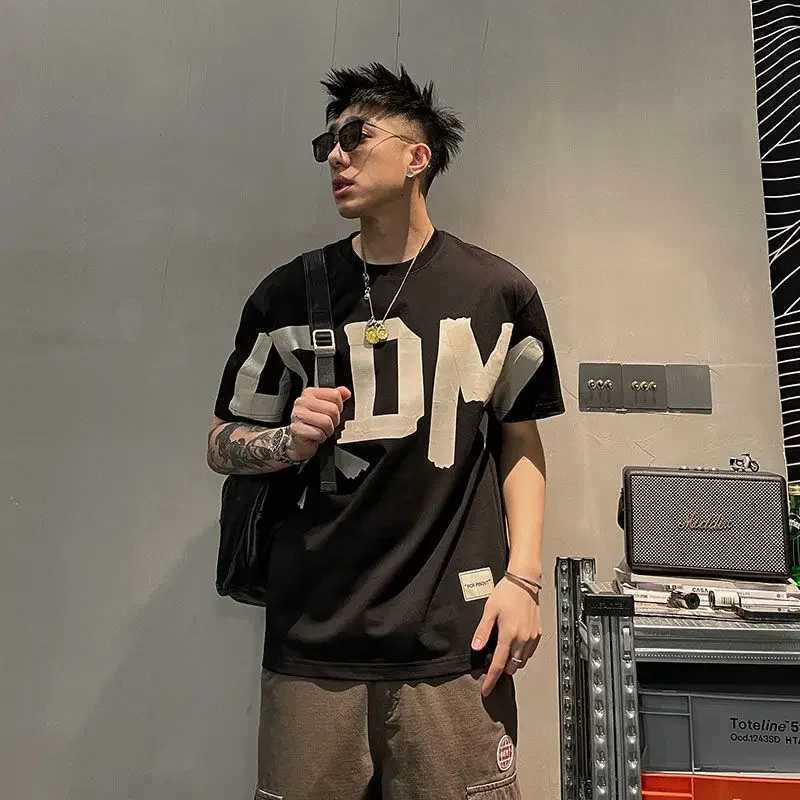 Mens trend loose printed letter top T-shirt summer new solid color short sleeved casual T-shirt Harajuku fashion mens clothingT250319