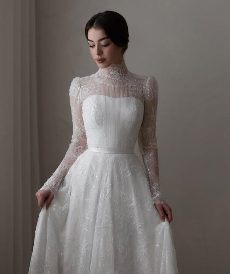 2025 Modern Princess Muslim Wedding Dresses High Neck Full Lace Applique Buttons Back Customsized Bride Wear Wedding Gown