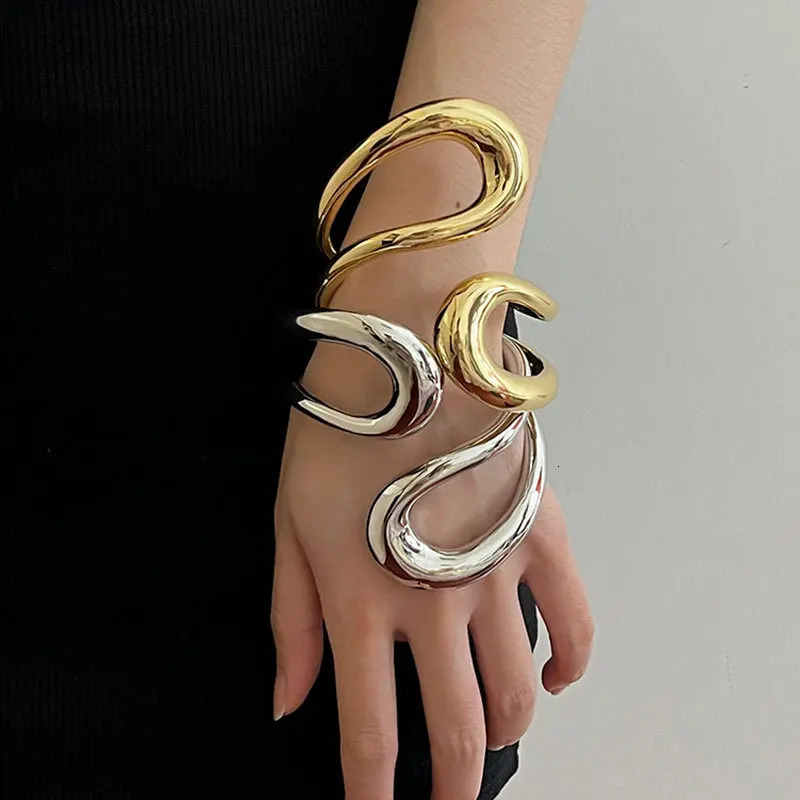 Vintage Metal Hollow Geometry Adjustable Open Bracelets Bangle For Women Men Hip-hop Punk Jewelry Party Accessories 250320