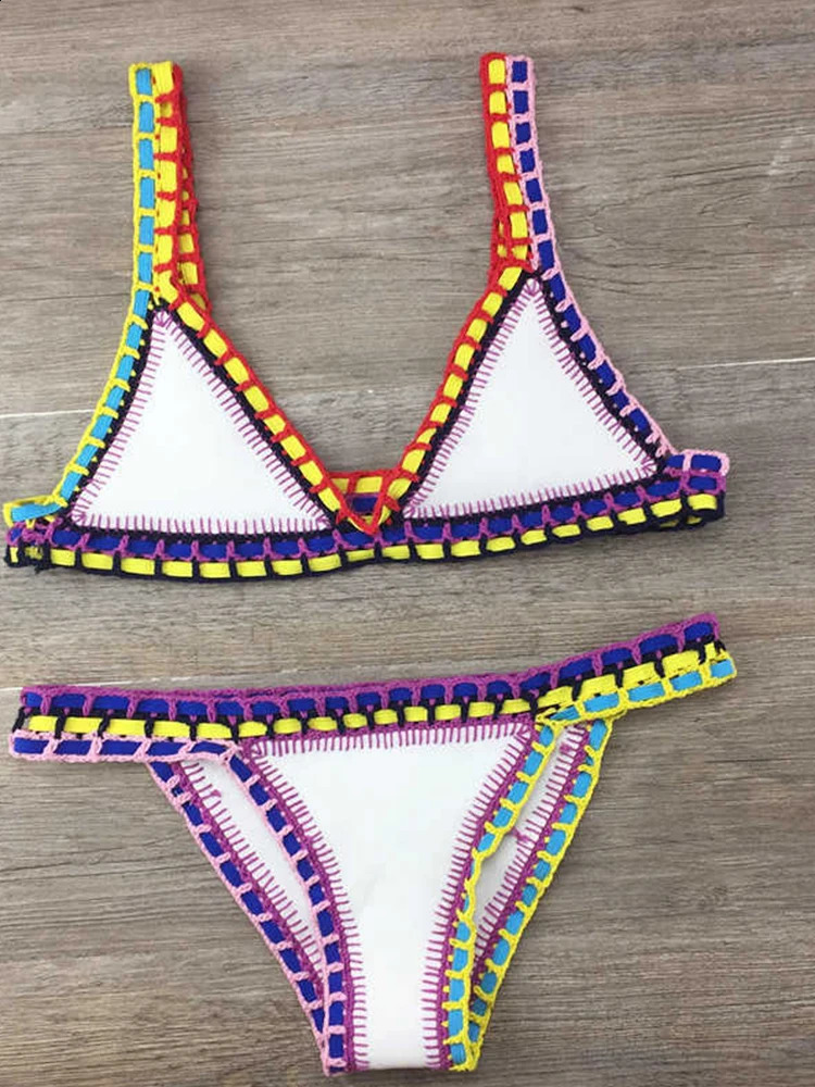 Crochet womens knitted swimsuit chloroprene rubber bikini beachwear bohemian style swimsuit two-piece swimsuit 250314