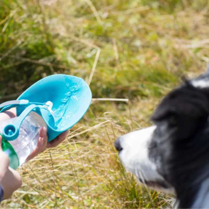 580ml portable pet dog water bottle silicone travel dog bowl for small dogs and cats outdoor pet water dispenser Y250319