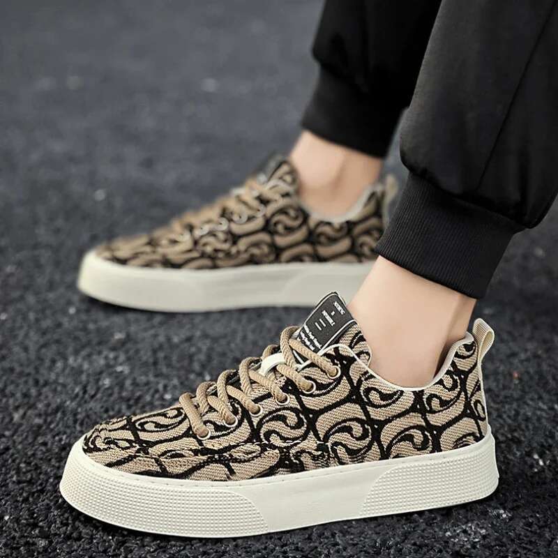 2025 New Men's Spring Collection Canvas Low cut Casual Board Shoes Designer Fashionable Sports Shoes Sports Shoes Men's Casual Shoes